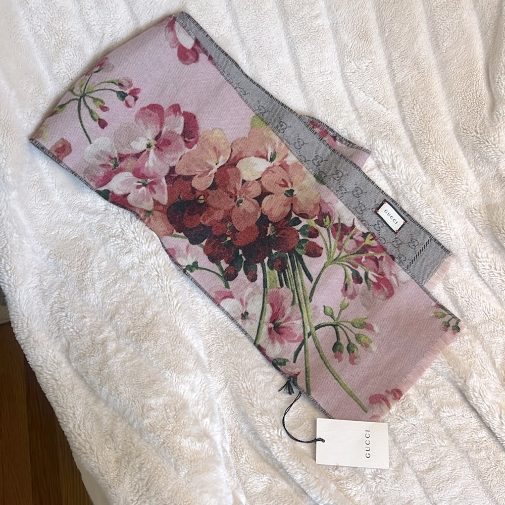 Gucci Cherry Blossom Scarf